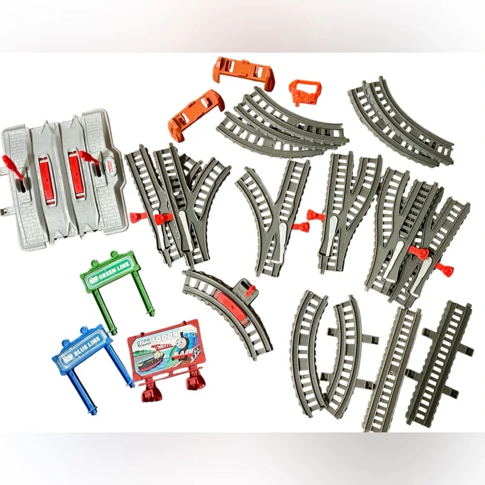 Thomas Friends TrackMaster Track Lot Switches Crossover Signs Ramps 20+ Pieces